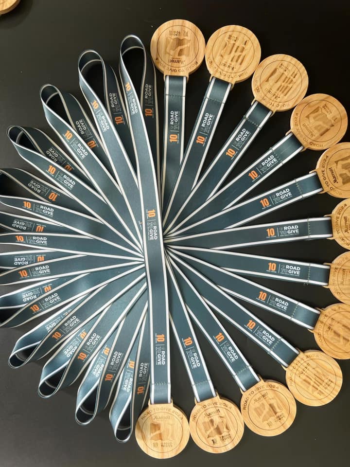 Lanyard in logo