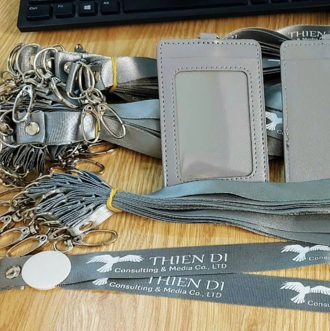 Lanyard thiết kế riêng