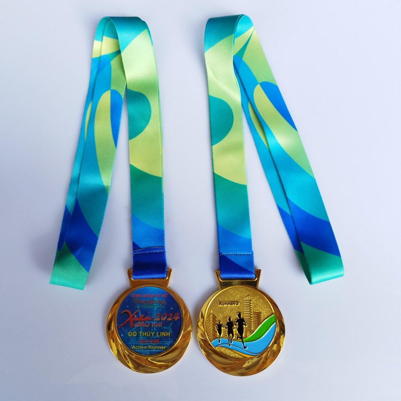 Dây huy chương màu sắc