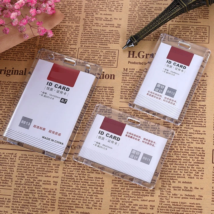 Bao đựng thẻ mica cứng