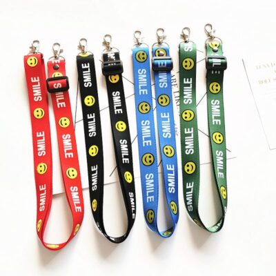 Đặt lanyard
