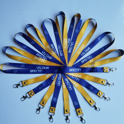 Lanyard bán ở đâu?
